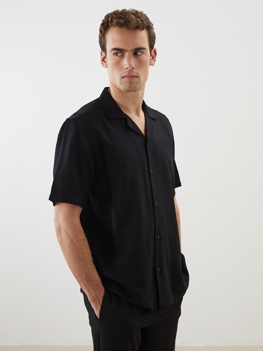 Ерлерге арналған зығыр тәріздес қысқа жеңді стандартты пішімді жейде-4