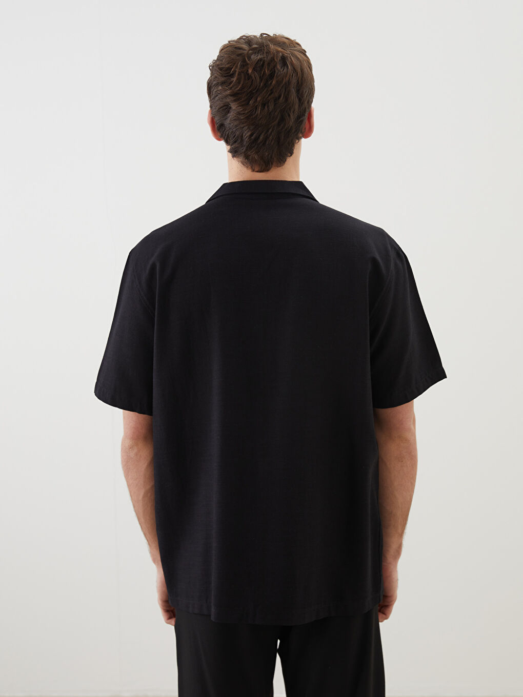 Ерлерге арналған зығыр тәріздес қысқа жеңді стандартты пішімді жейде-7