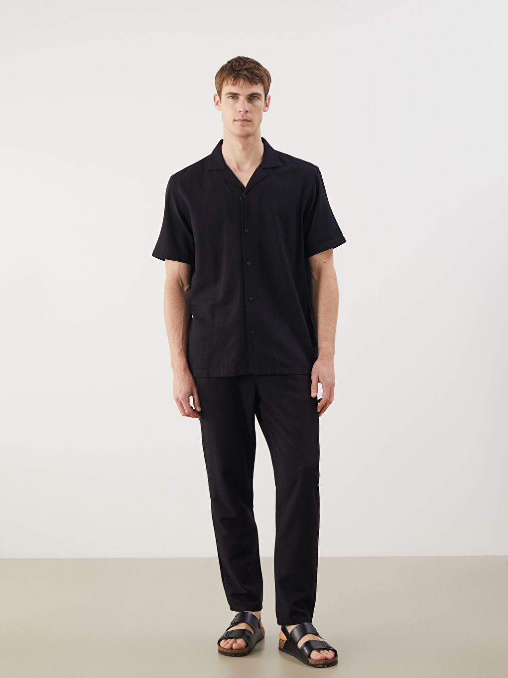 Ерлерге арналған зығыр тәріздес қысқа жеңді стандартты пішімді жейде-1