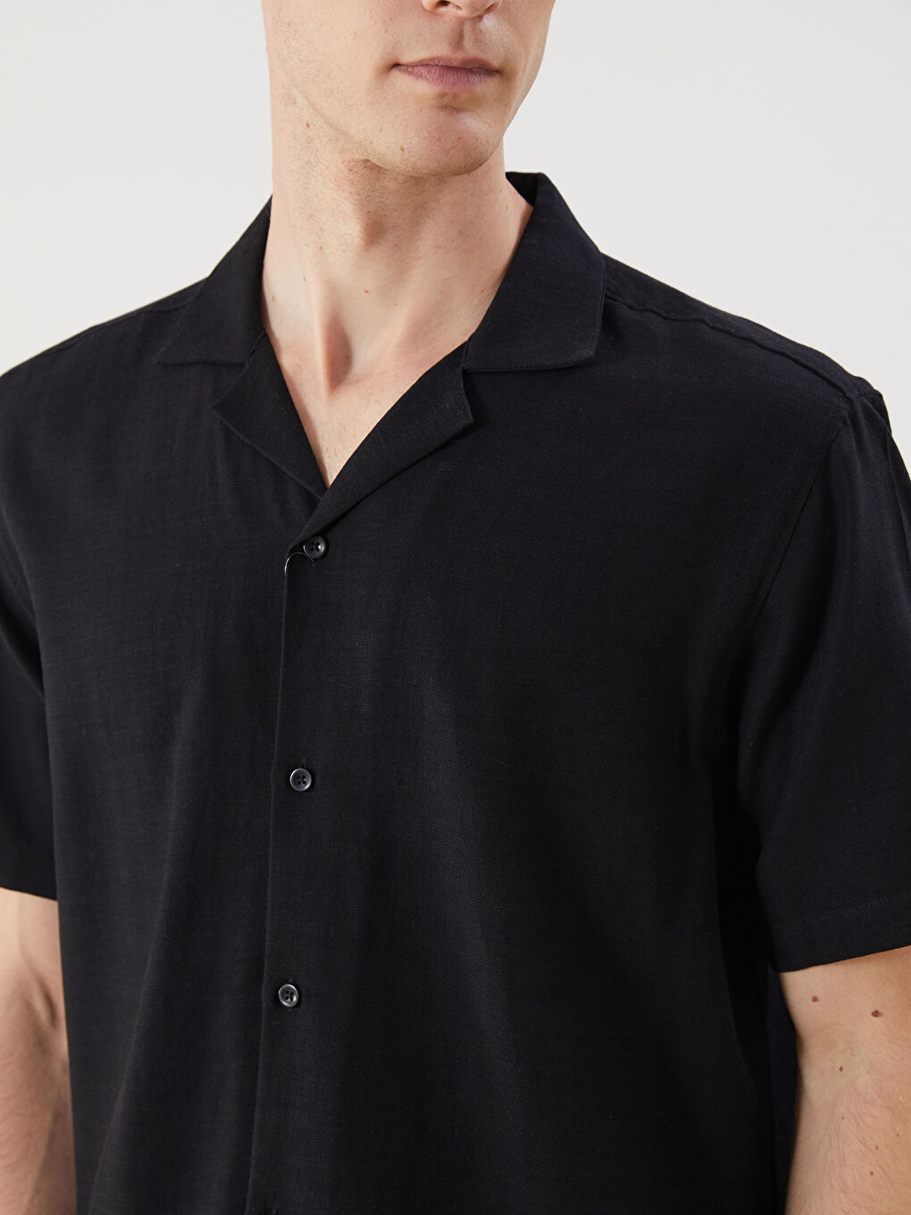 Ерлерге арналған зығыр тәріздес қысқа жеңді стандартты пішімді жейде-2