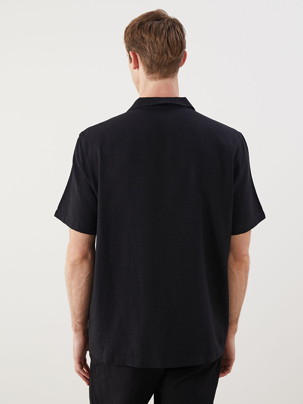 Ерлерге арналған зығыр тәріздес қысқа жеңді стандартты пішімді жейде-3