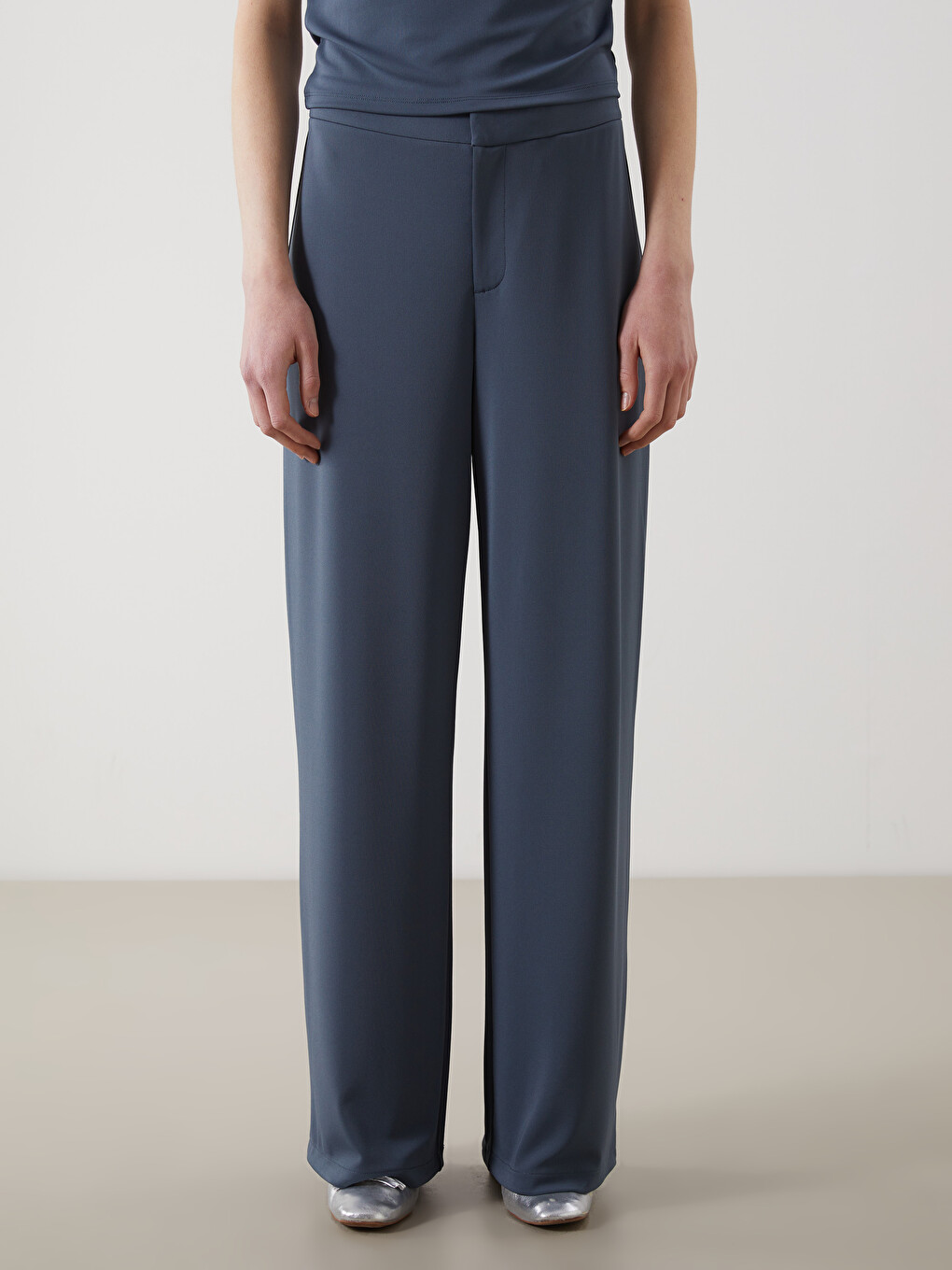 Elastic Waist Women's Crepe Pants-1