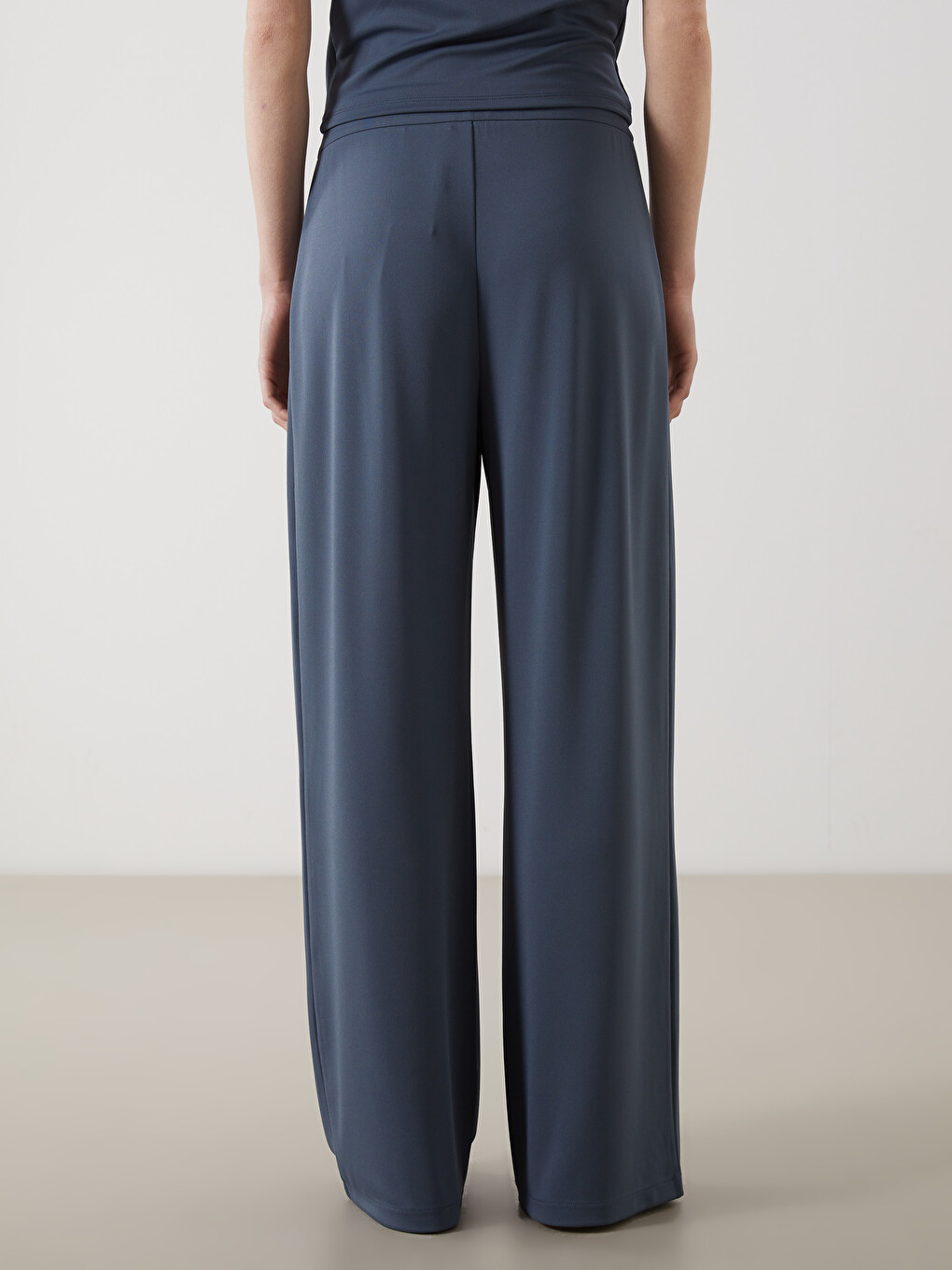Elastic Waist Women's Crepe Pants-3