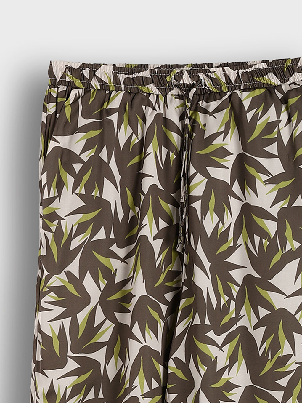 بنطلون نسائي بنقشة بخصر مرن-2