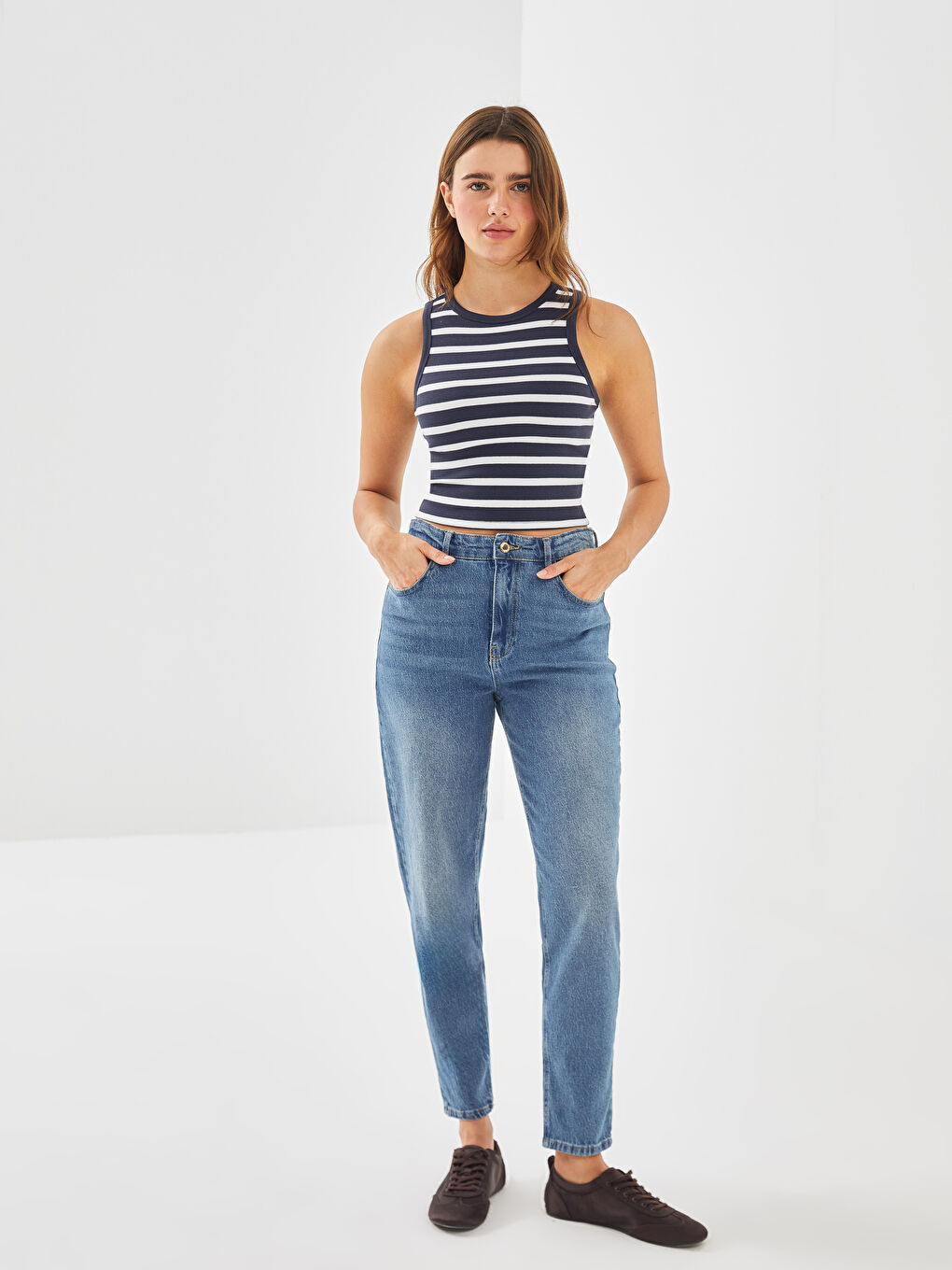 Crew Neck Striped Women's Crop Top -S5G527Z8-LGS