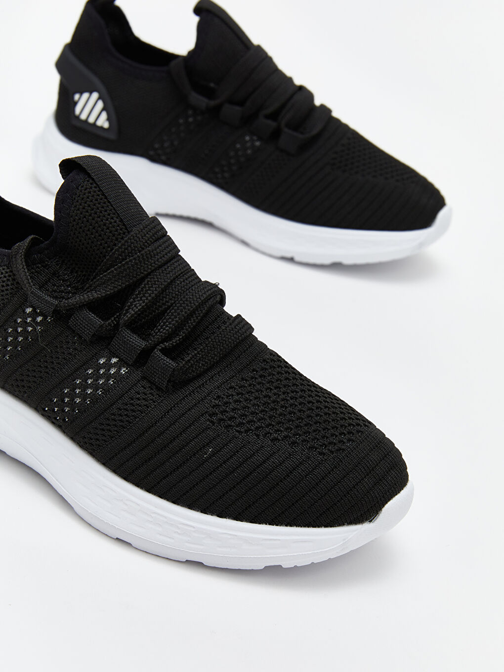 Girls' Sports Shoes with Mesh Detail-4