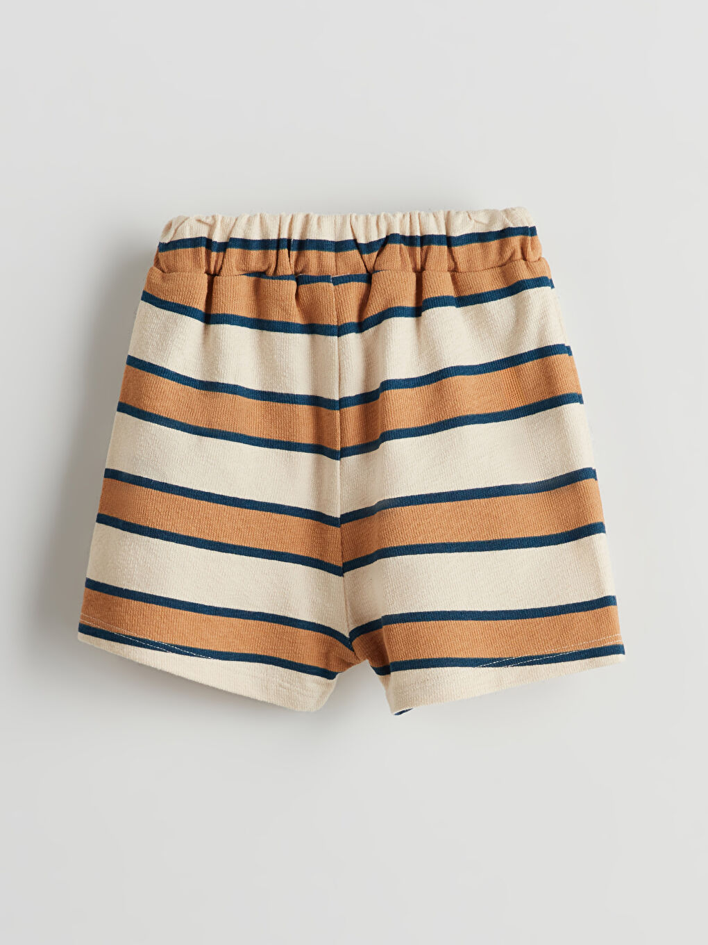 Ekru Beli Lastikli Çizgili Erkek Bebek Şort