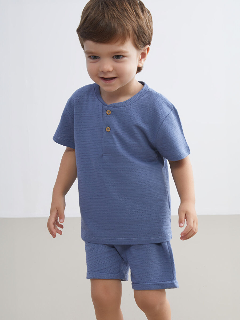 LCW baby تي شيرت وشورت أولاد بيبي بسيط - طقم من 2 -S5G664Z1-UCV