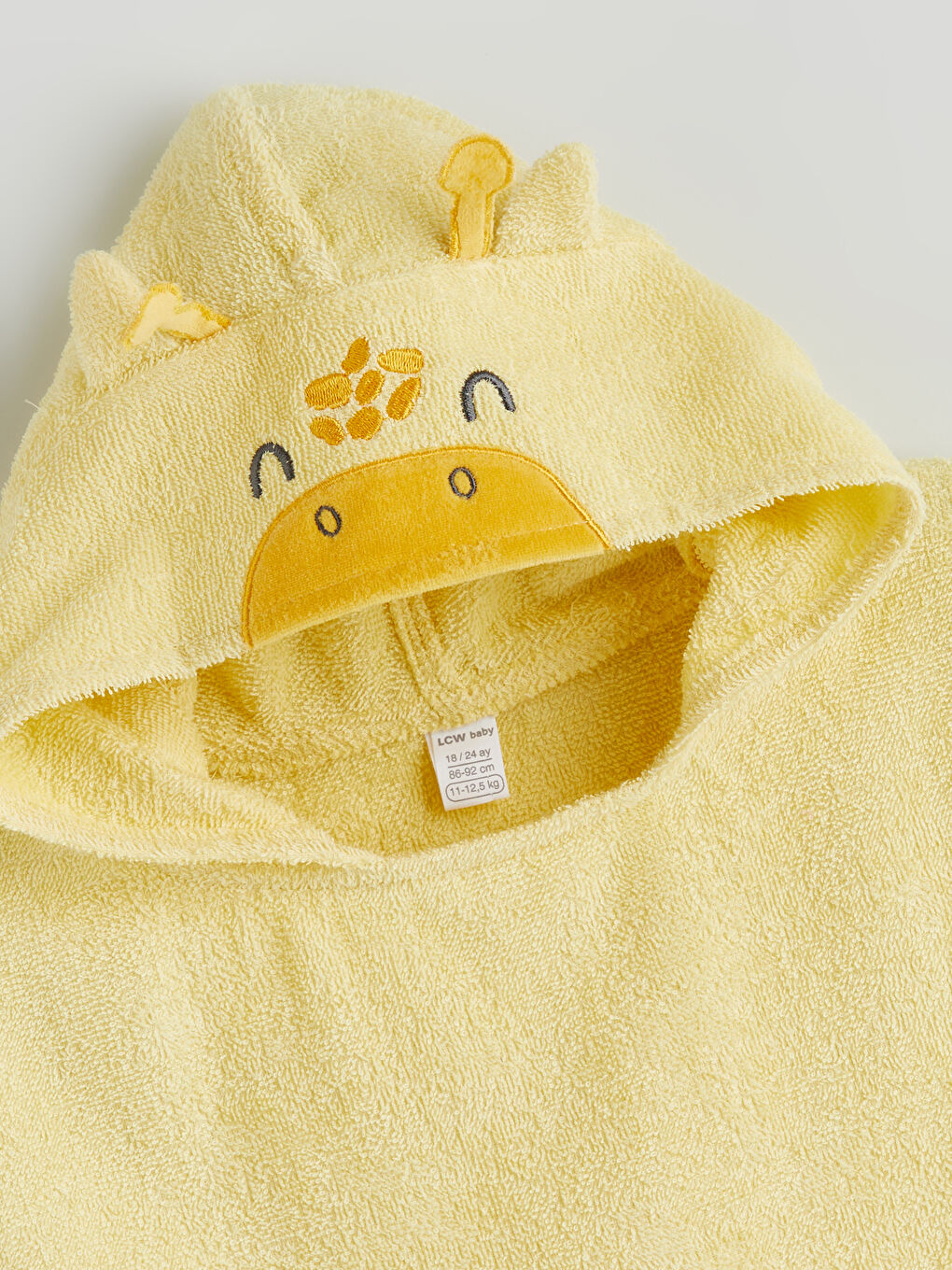 LCW baby Sari Nakışlı Erkek Bebek Panço Havlu - 2