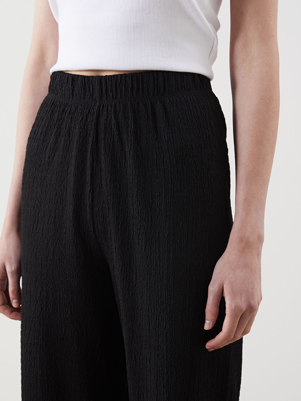 Elasticated Waist Textured Women's Trousers -S5G920Z8-CVL