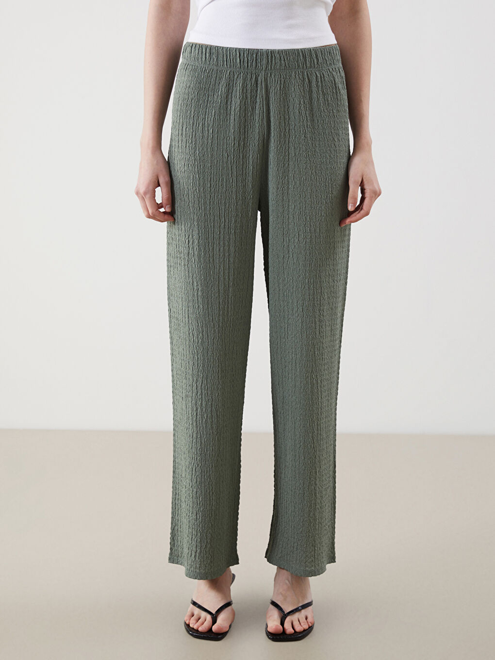 Elasticated Waist Textured Women's Trousers -S5G920Z8-GC8