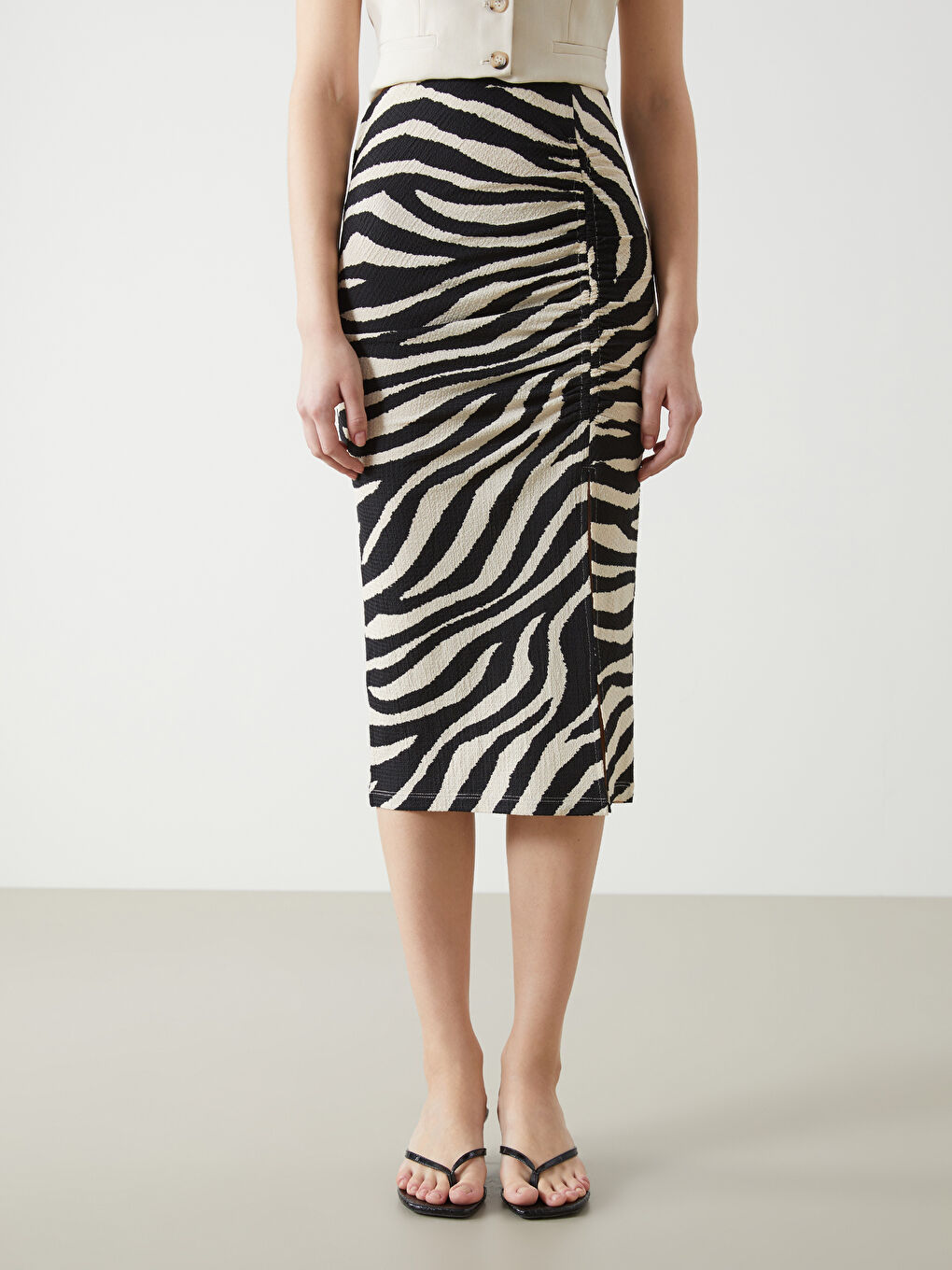 Elasticated Waist Zebra Patterned Gathered Skirt -S5GB87Z8-LRA