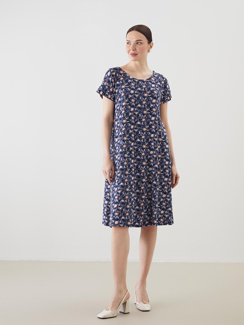 LCW Grace Crew Neck Floral Women's Dress -S5GE13Z8-LSY