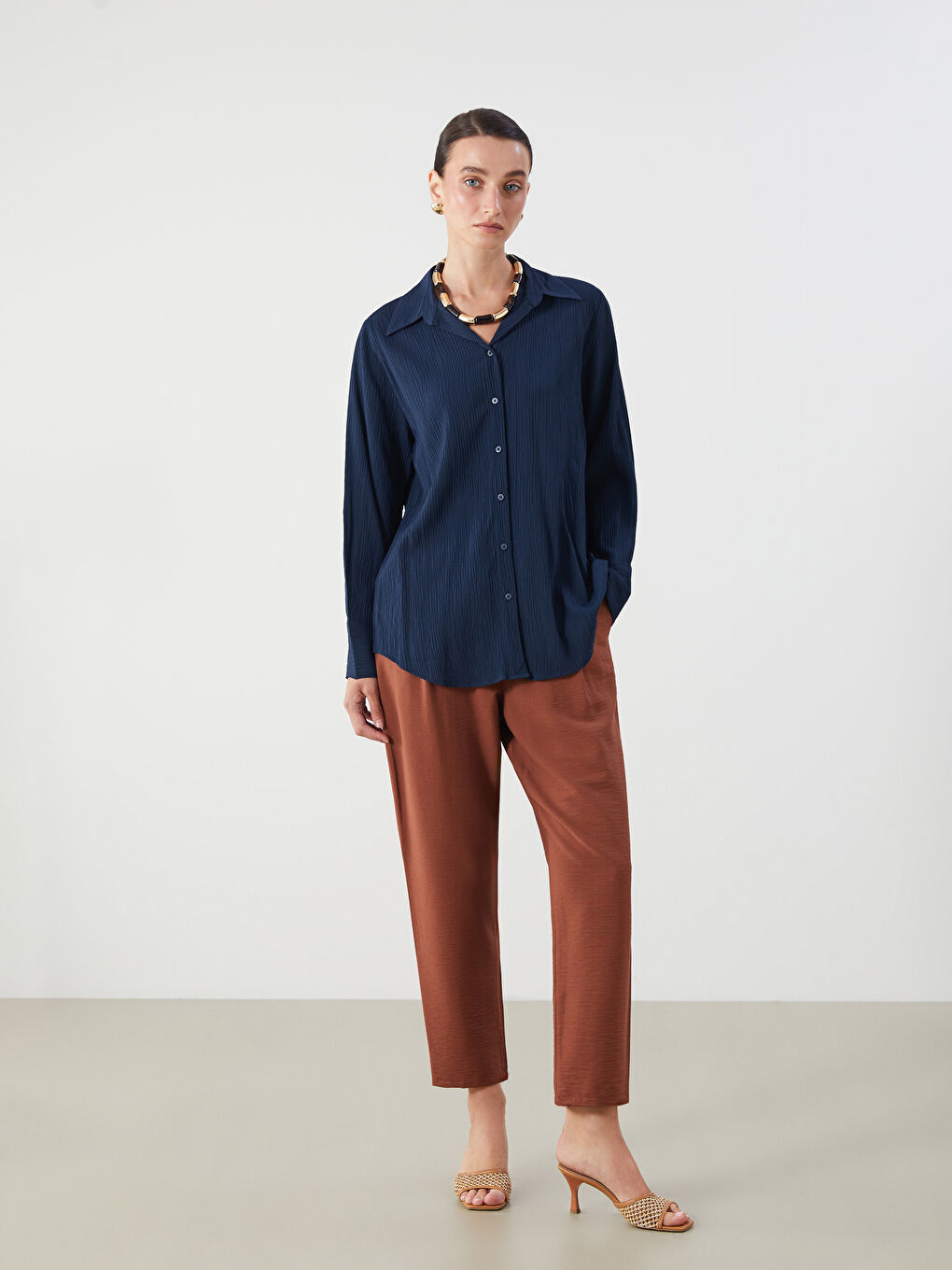 LCWAIKIKI Classic Elastic Waist Carrot Fit Women's Trousers -S5GE23Z8-1HT