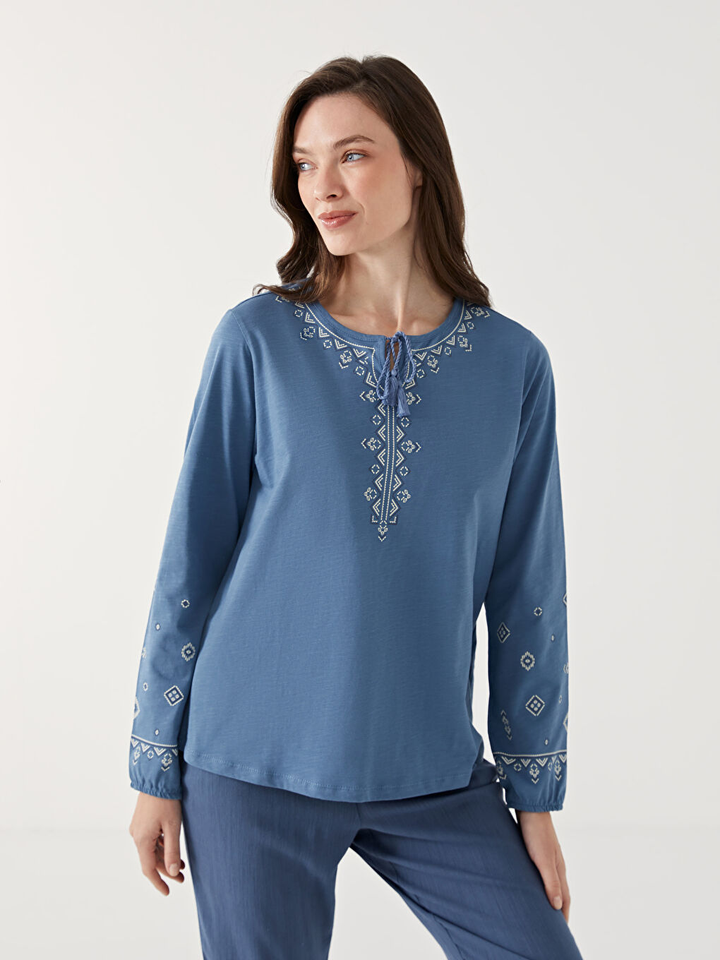LCW Grace Indigo Bağlamalı Yaka Desenli Kadın Bluz