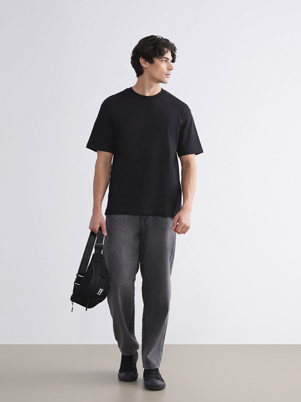 Printed Men's Sling Bag-1