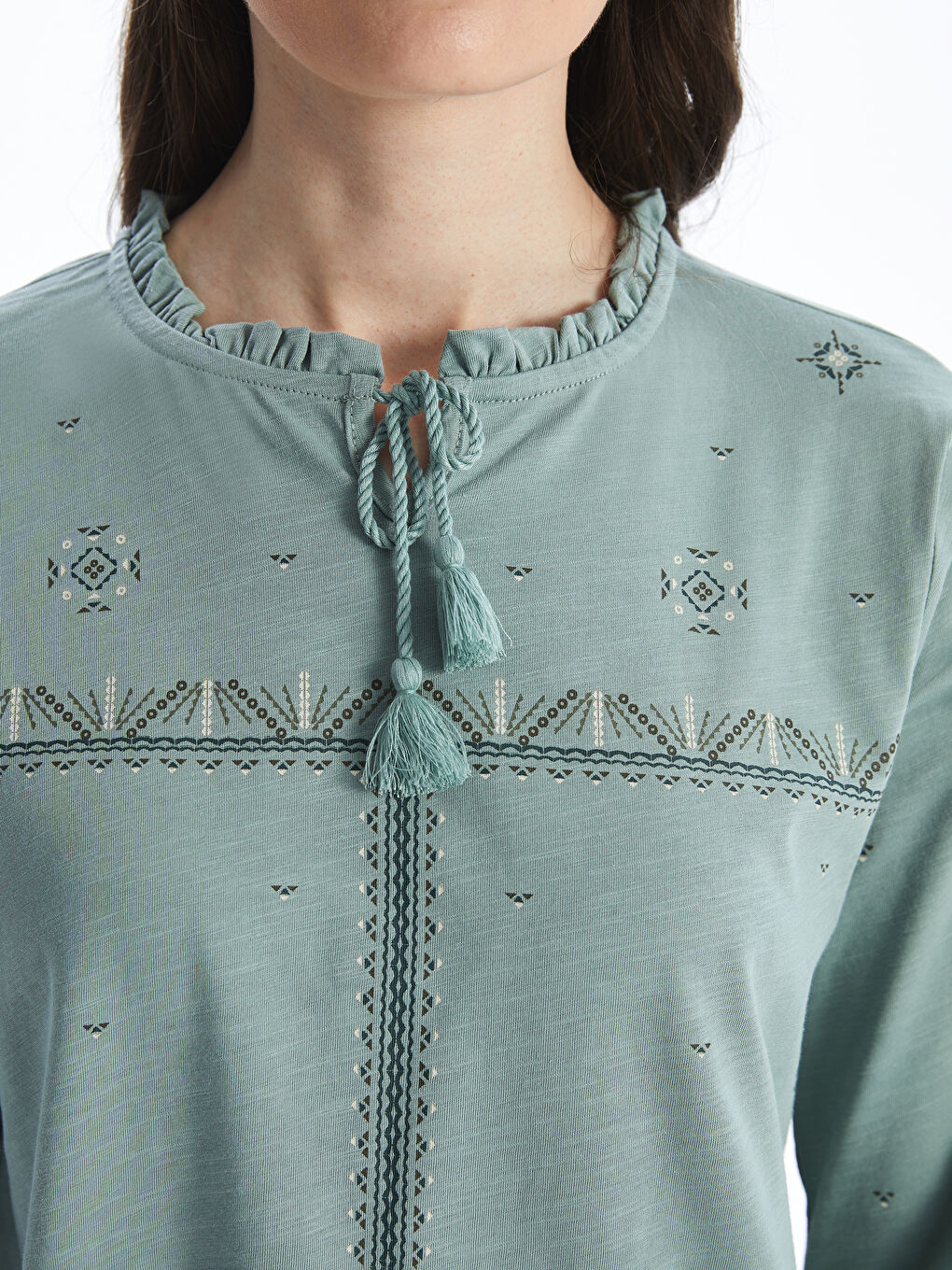 Yeşil Bağlamalı Yaka Desenli Kadın Bluz-2