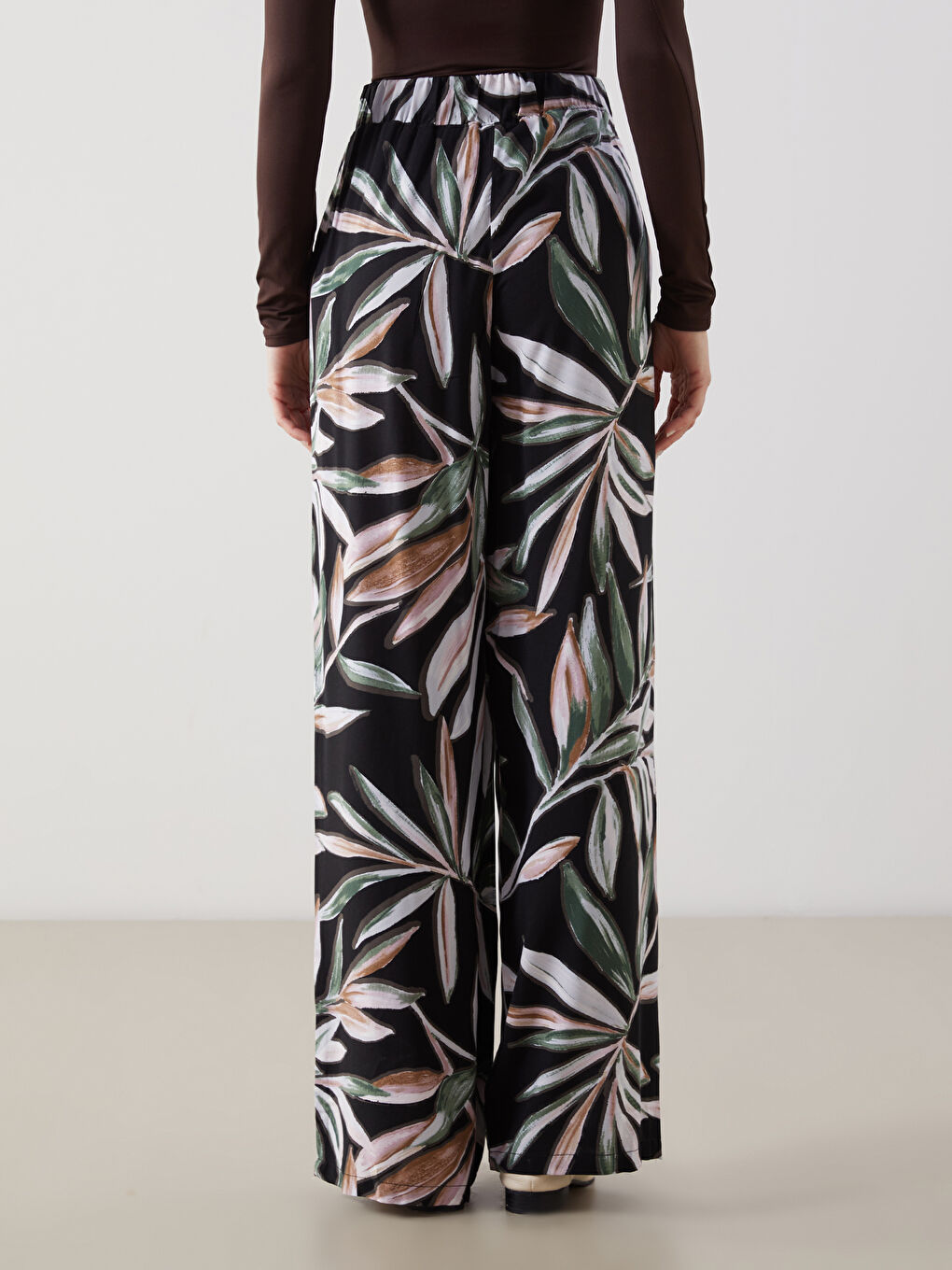 CRNA Pantalone Žena -S5GG12Z8-SW6
