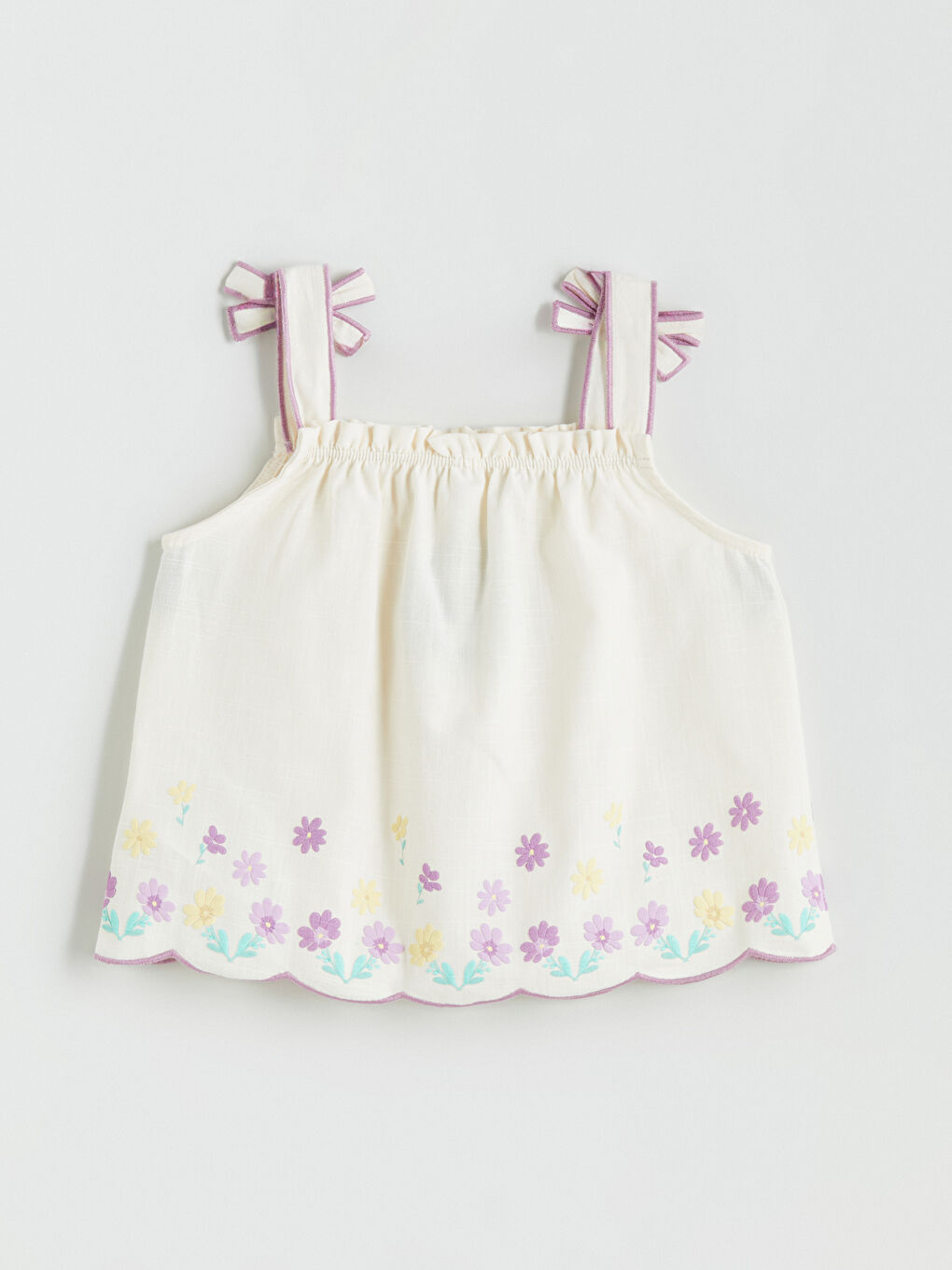 Ekru Kare Yaka Çiçekli Kız Çocuk Bluz-2