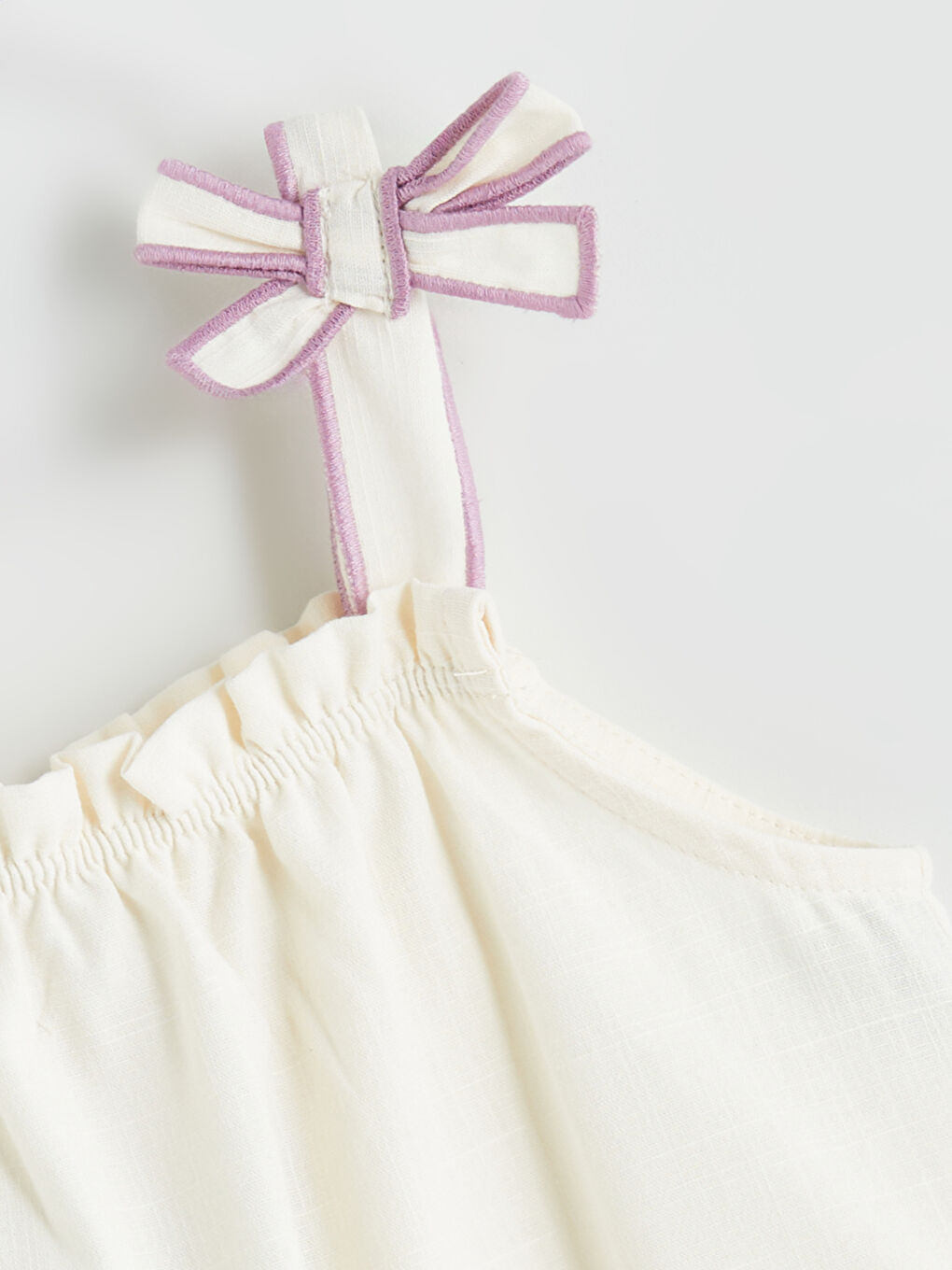 Ekru Kare Yaka Çiçekli Kız Çocuk Bluz ve Şort 2'li-2