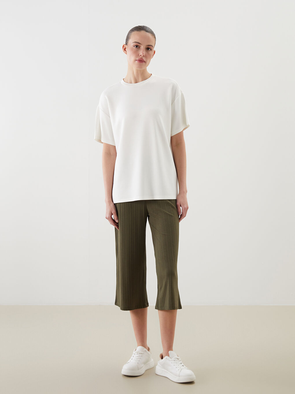 Elastic Waist Capri -S5GH97Z8-HDA