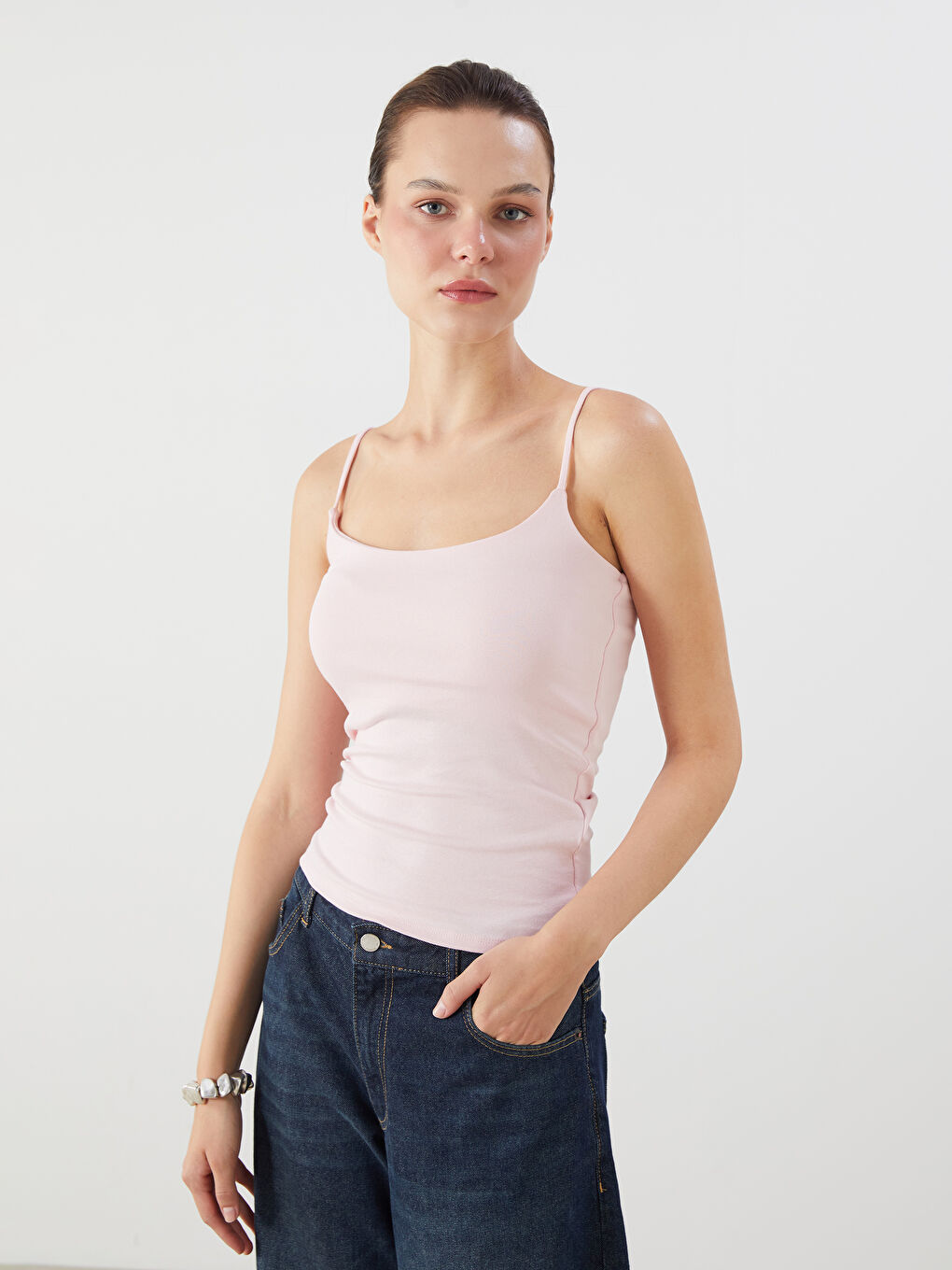 Pembe U Yaka Kadın Atlet