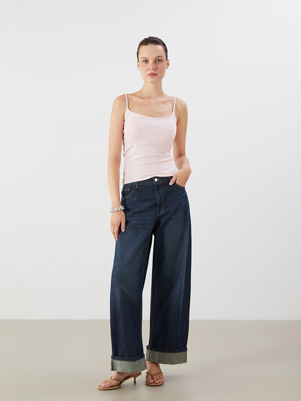 Pembe U Yaka Kadın Atlet-1