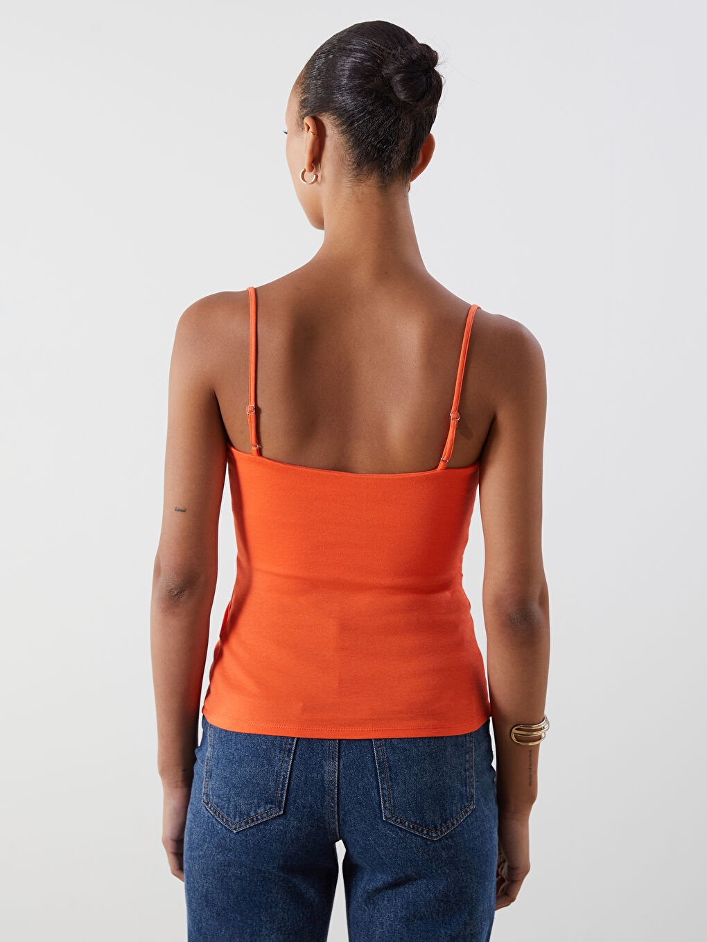 Turuncu U Yaka Kadın Atlet-3