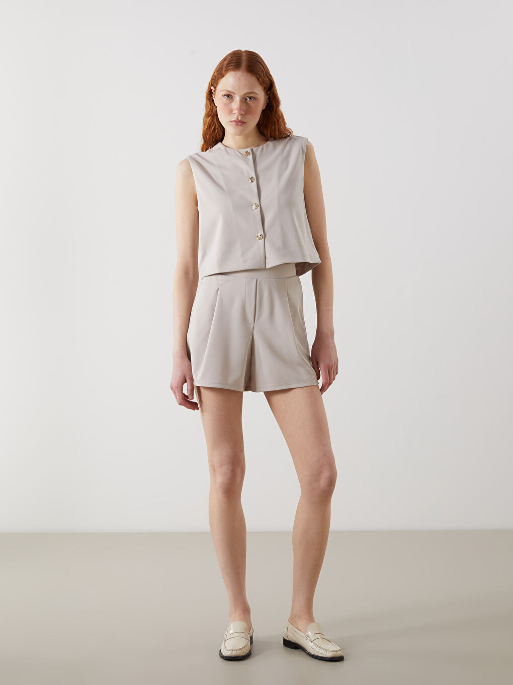 Gri Bisiklet Yaka Kadın Klasik Yelek-1