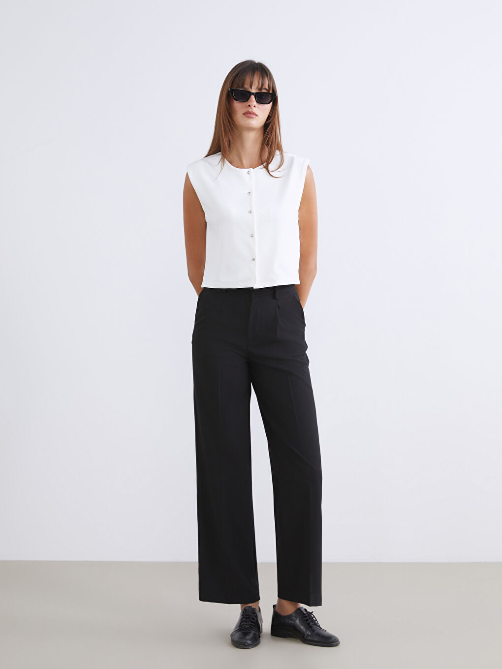 Ekru Bisiklet Yaka Kadın Klasik Yelek-1