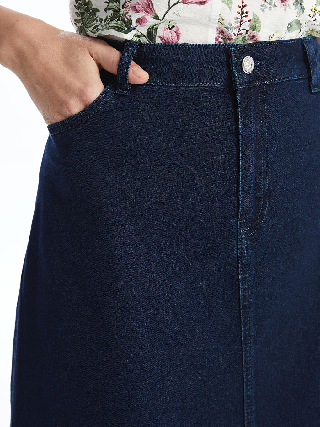 Standard Fit Women's Jean Skirt -S5GI77Z8-890