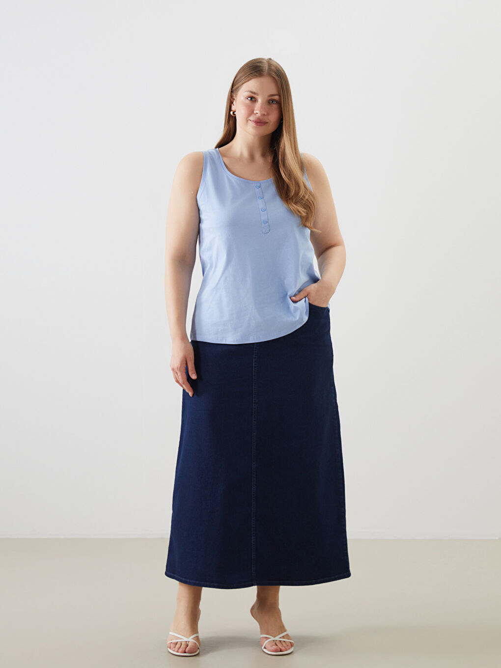 Standard Fit Women's Jean Skirt -S5GI77Z8-890
