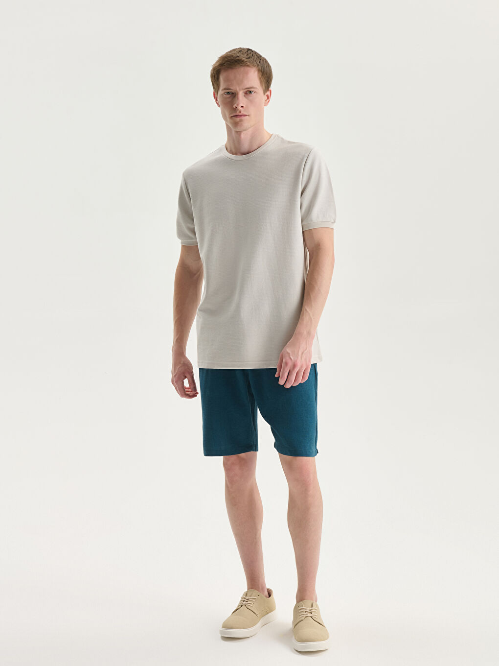 تيشيرت برقبة دائرية للرجال-1