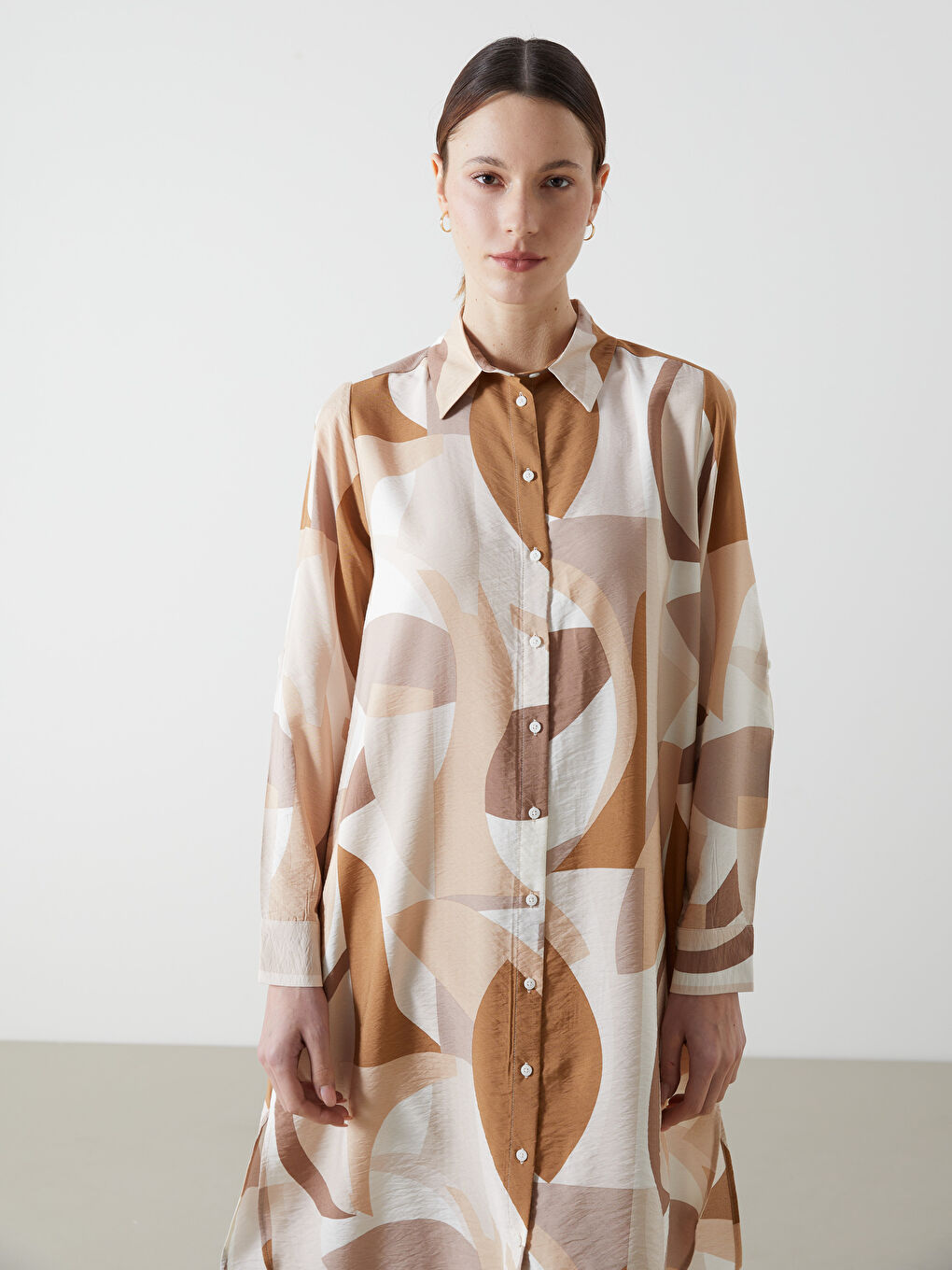 LCWAIKIKI Classic Collared Neck Patterned Women's Tunic -S5GJ67Z8-LQB