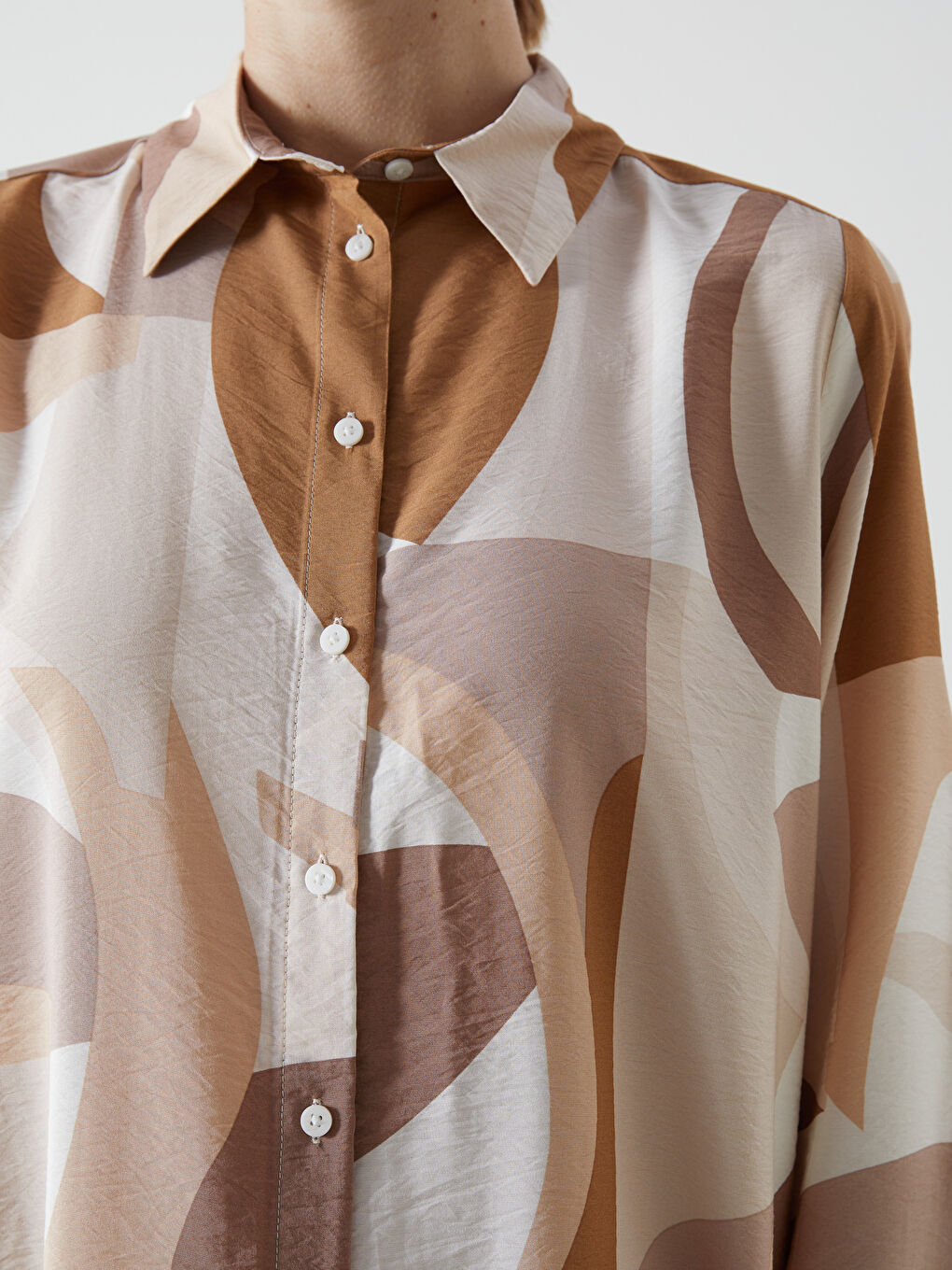 LCWAIKIKI Classic Collared Neck Patterned Women's Tunic -S5GJ67Z8-LQB