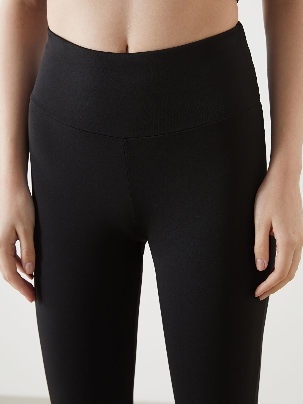 Siyah Beli Lastikli İspanyol Paça Kadın Tayt-2