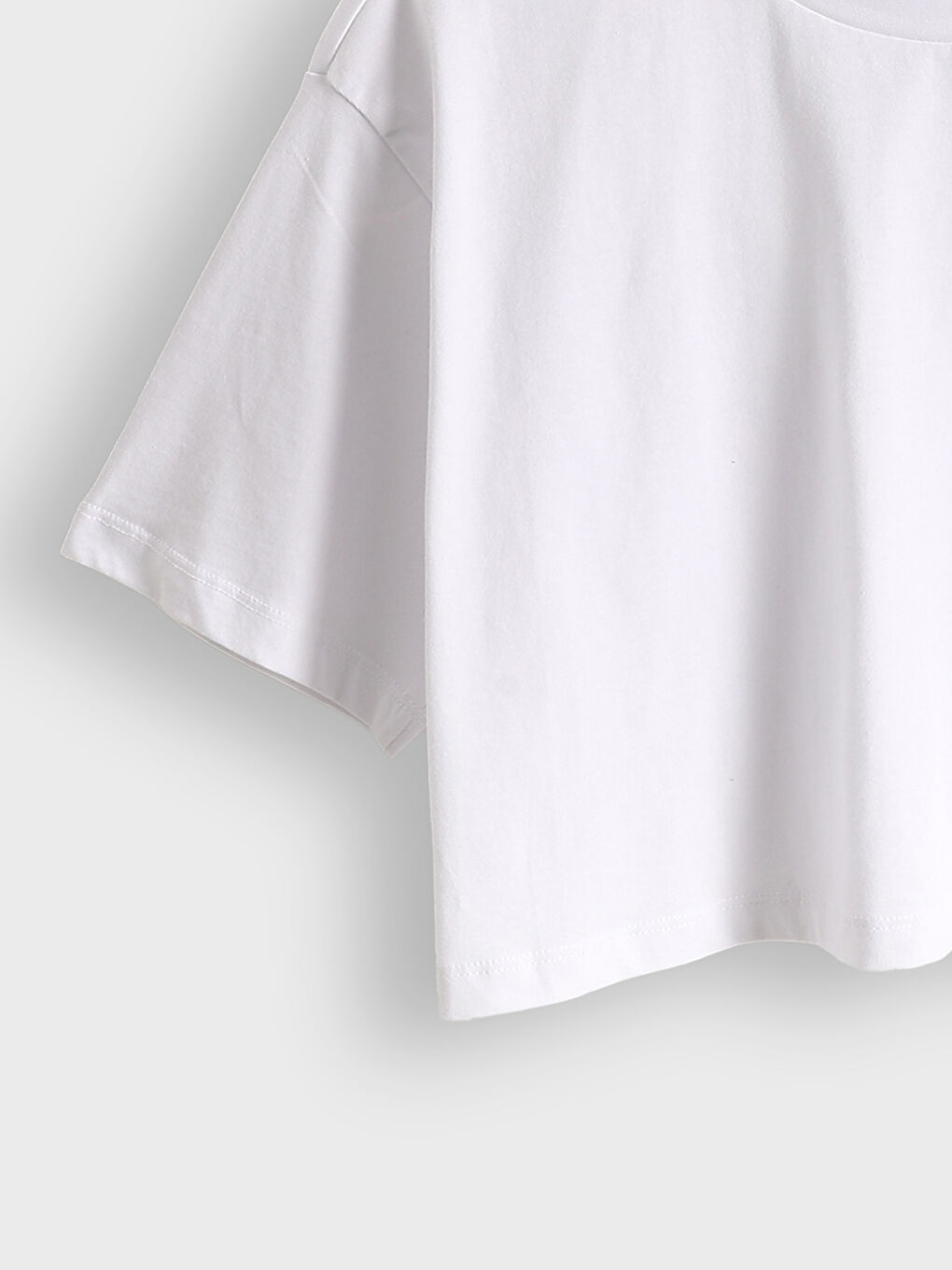 Crew Neck Women's Crop Top-7