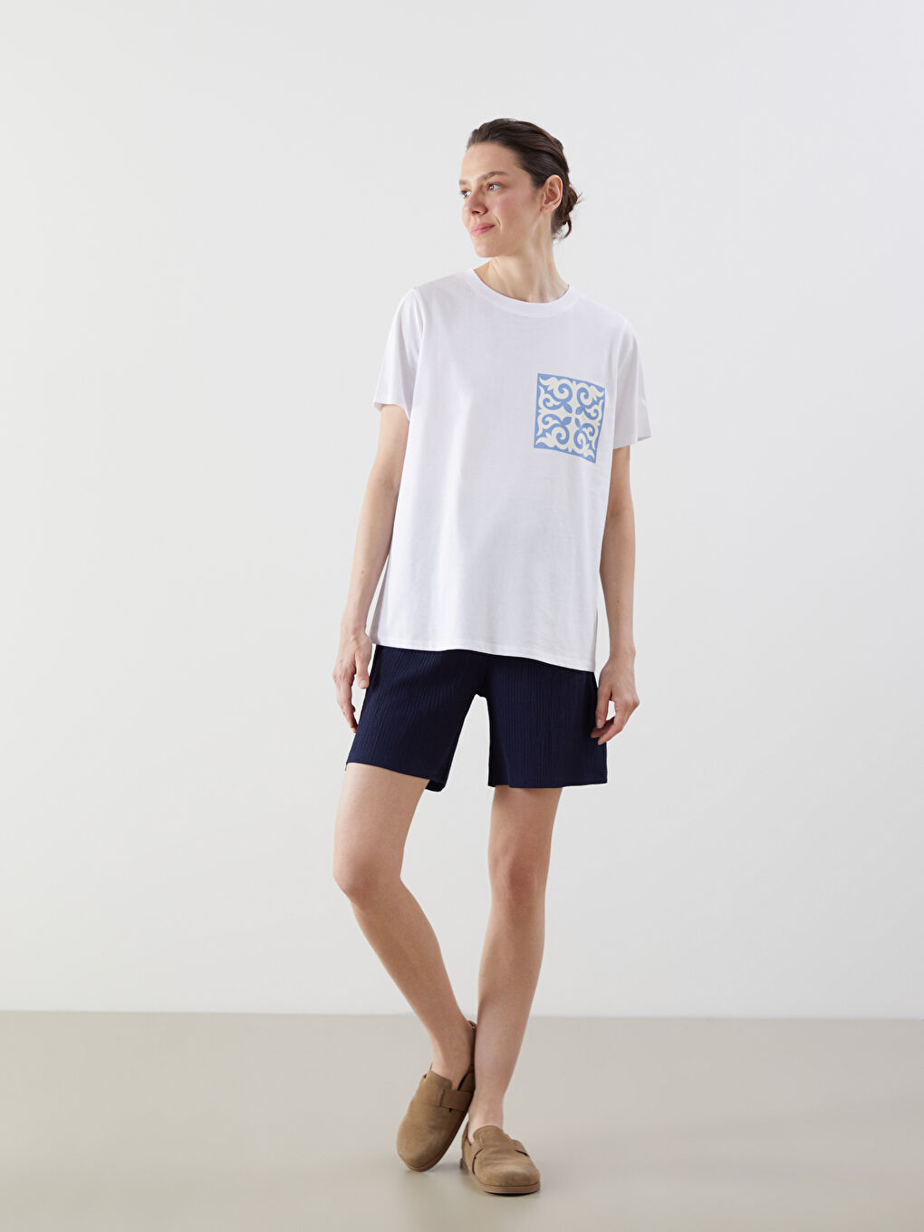 Elasticated Waist Textured Women's Shorts -S5GK86Z8-K7T