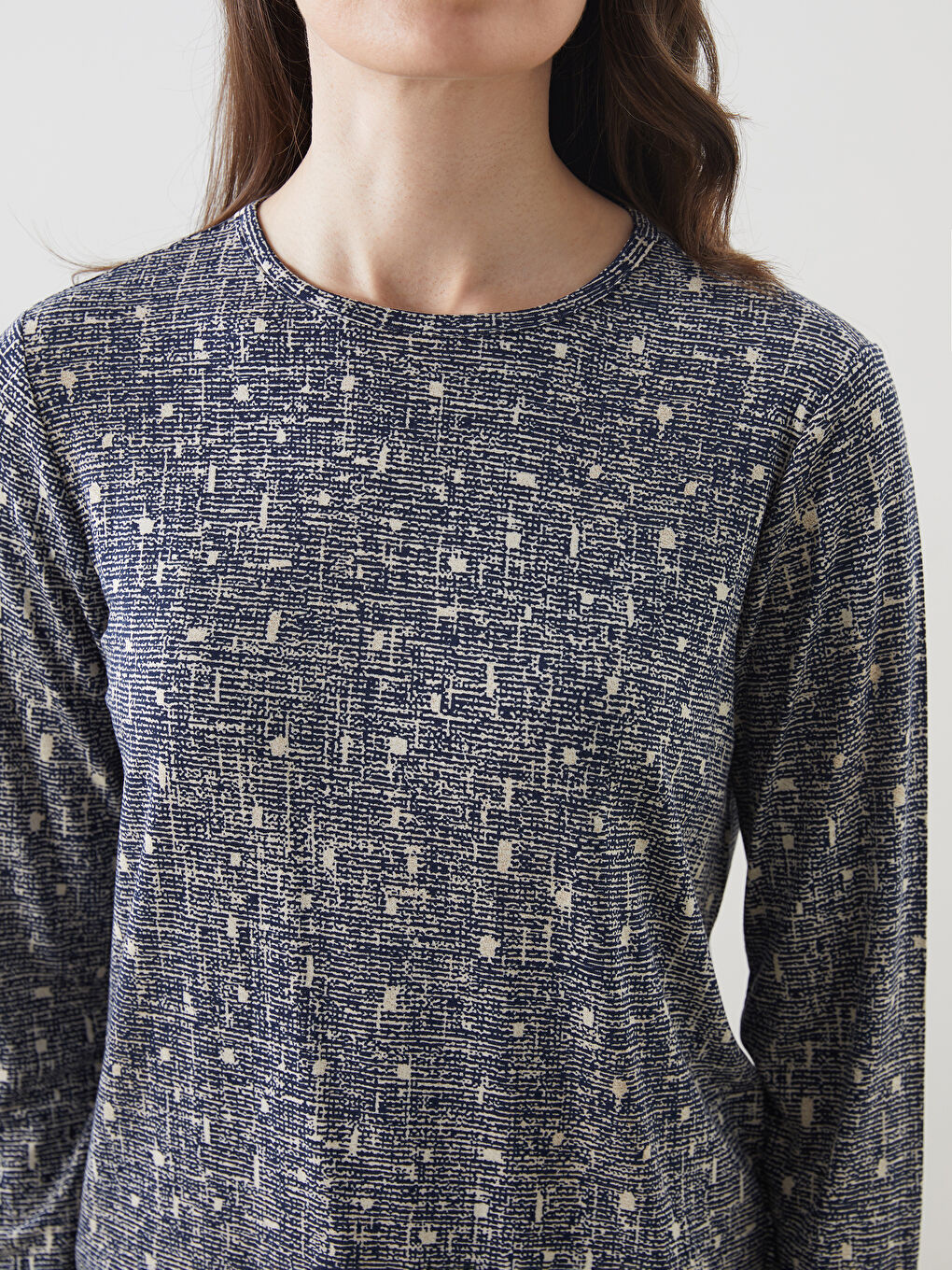 Lacivert Bisiklet Yaka Desenli Kadın Tişört-2