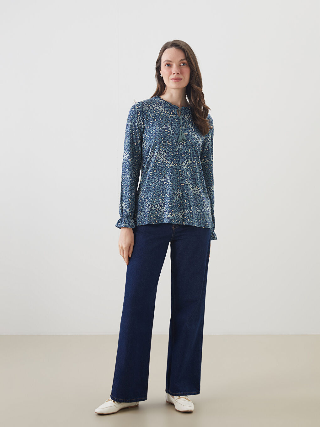 Crew Neck Patterned Blouse -S5GL17Z8-LQP