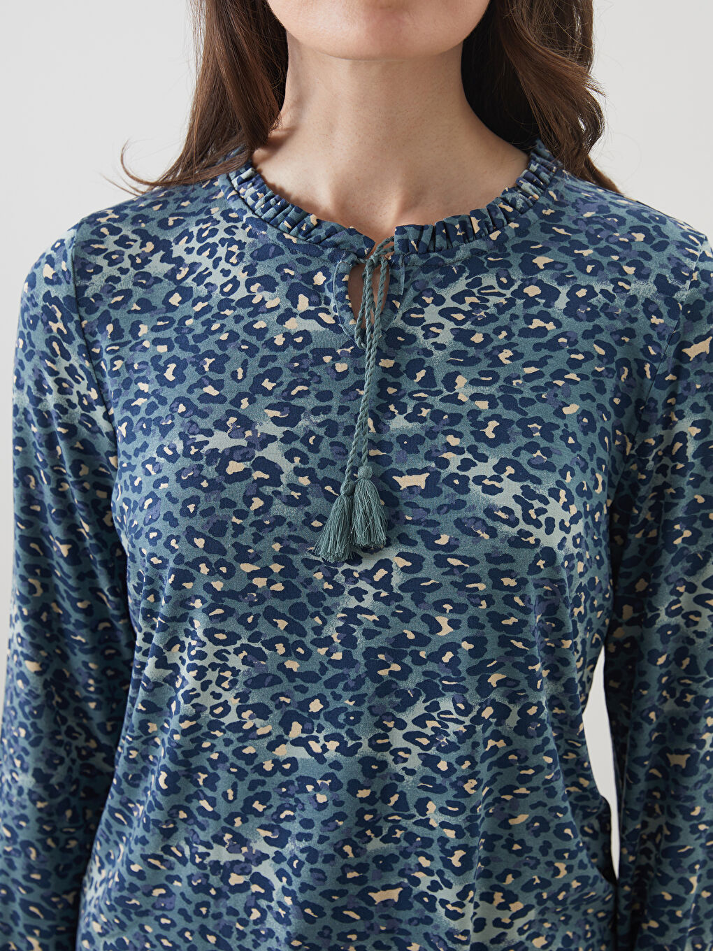Crew Neck Patterned Blouse -S5GL17Z8-LQP