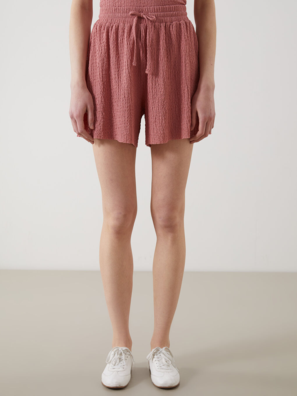 LC Waikiki Elasticated Waist Textured Women's Shorts -S5GM16Z8-GPV