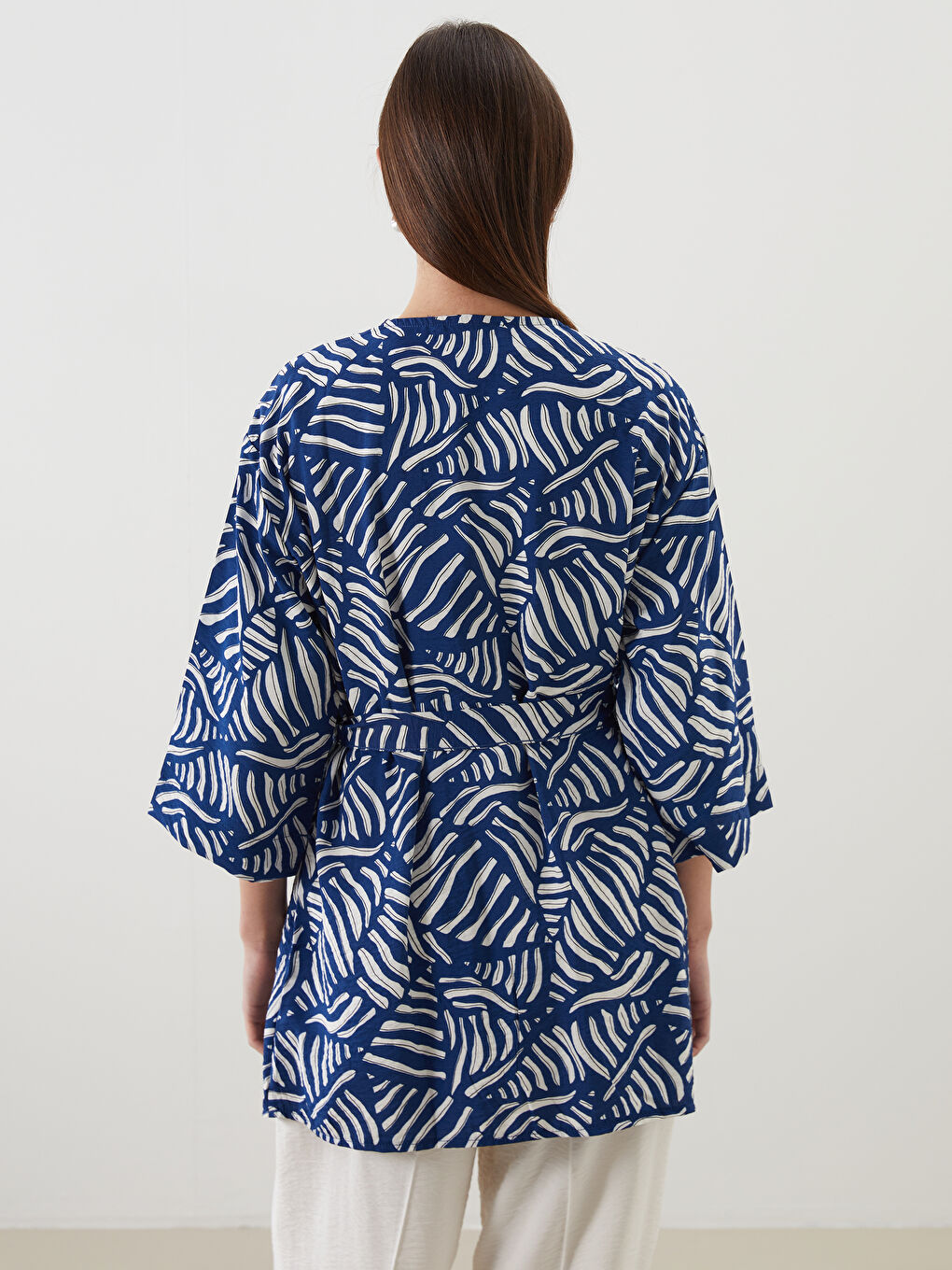 Kimono Oversize à Motifs pour Femmes avec Col Châle-3