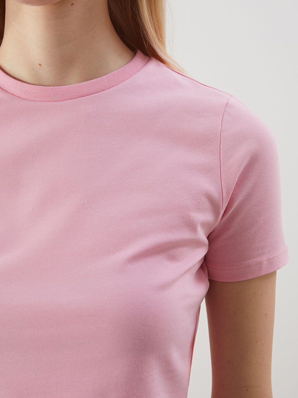 Pembe Bisiklet Yaka Kadın Crop-2