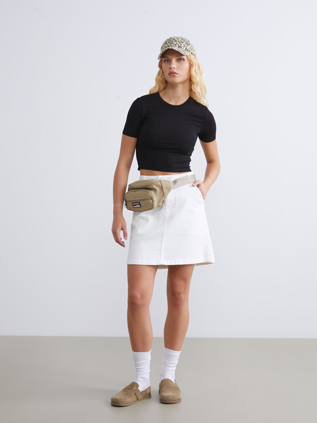 كروب توب نساء بكول مدور-1