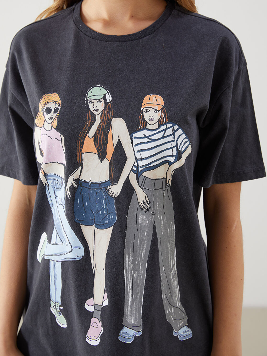 Antrasit Bisiklet Yaka Baskılı Kadın Tişört-2