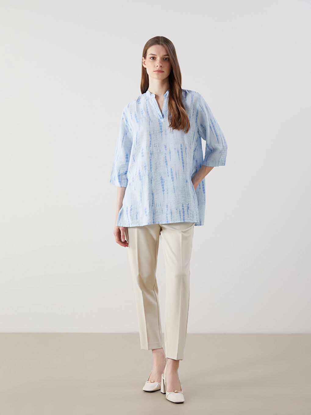 Tunique Pour Femmes Surdimensionnée À Motifs et Encolure Crantée-1