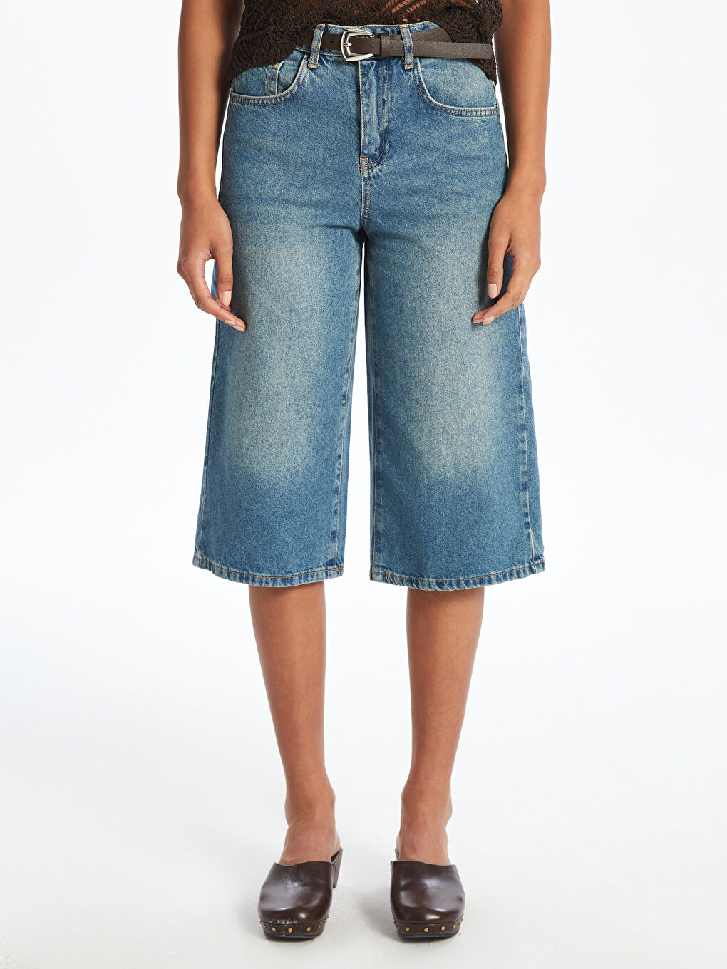 İndigo Beli Kemerli Kadın Jean Kapri-1