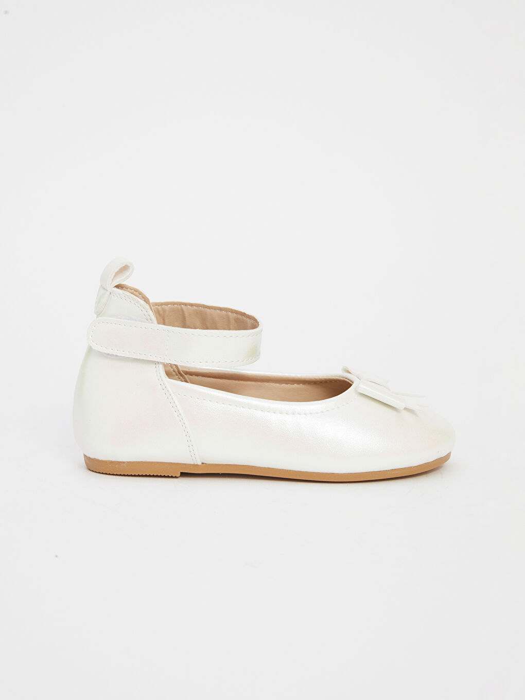 Beyaz Fiyonk Figürlü Kız Bebek Babet-1