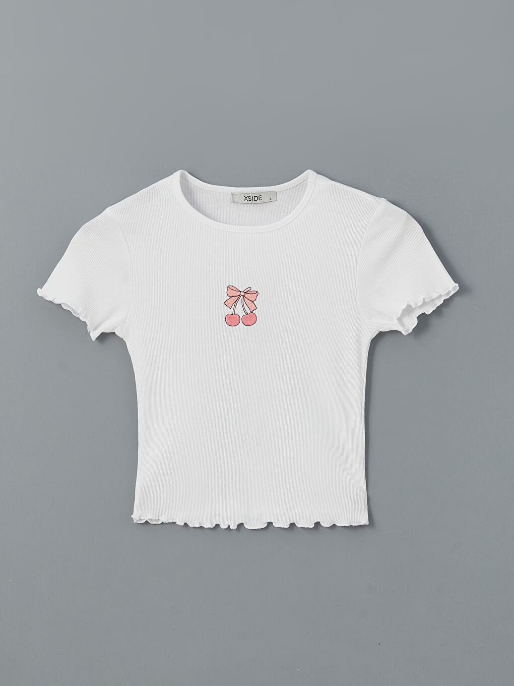 XSIDE Beyaz Bisiklet Yaka Nakışlı Kadın Crop - 5